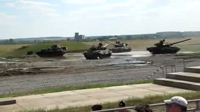 Танковый балет: Т-90, Т-80, Мста-С танковый балет т-90 т-80 мста-с - Танцы